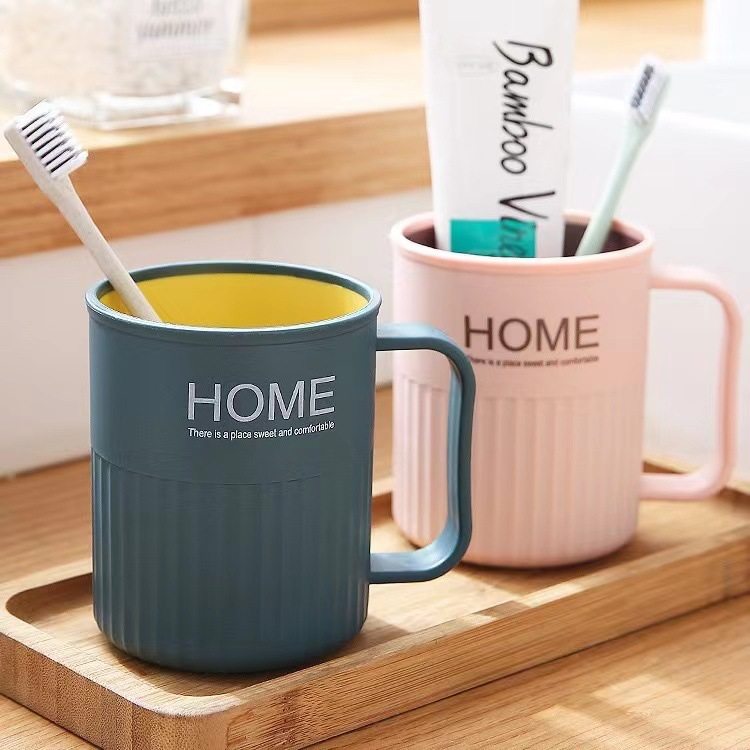 创北欧双色漱口杯家用刷牙洗漱塑料带手柄撞色水杯牙刷情侣杯