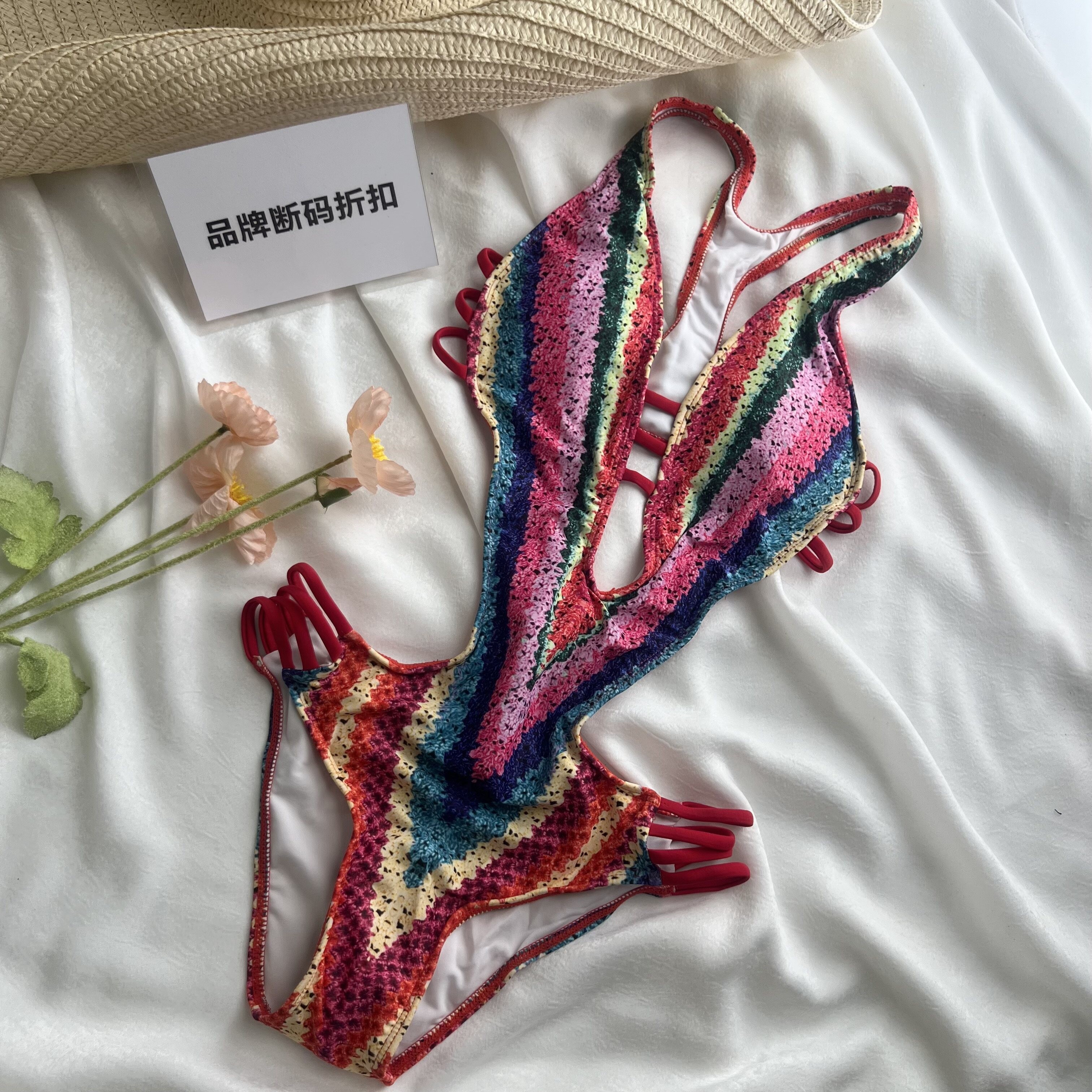 品牌断码折扣】欧美风性感小胸聚连体泳衣