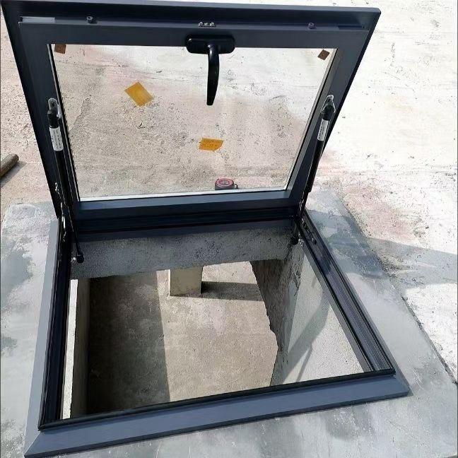 铝合金天窗手动天窗电动天窗消防排烟天窗采光井天窗屋顶天窗屋顶
