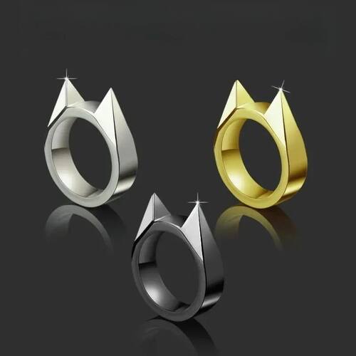 Outdoor equipment for men and women, self-defense items, ant