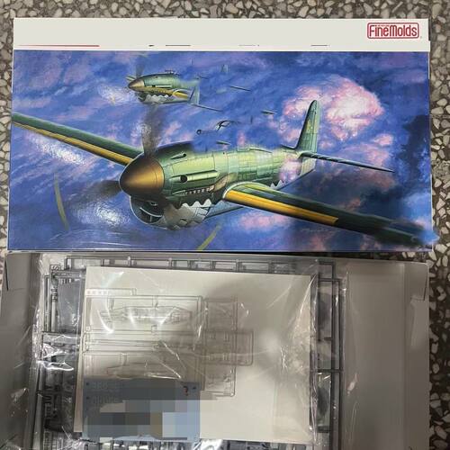 FineMolds 1/48 战斗机模型，未拆封。适合14岁以上玩家收藏，塑