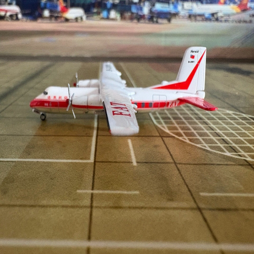 #飞机模型   1/400 Yu model ，远东航空公司 德利佩奇HPR.7达特