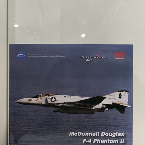 HM 收藏家 HA19044 F-4J 蓝天使飞行表演队未拆，顺丰。上架的