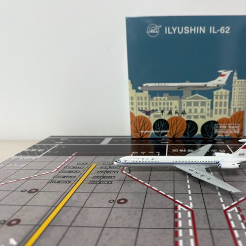 Phoenix 1:400# 飞机模型 中国民航IIyushin IL-62M 2020/B-2024
