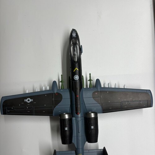 新品A10疣猪战斗机模型 1/72攻击机飞机模型玩具男生礼物整体非