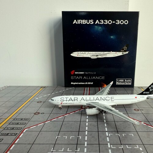 Phoenix 1:400# 飞机模型 中国国际航空Airbus A330-300 B-5912