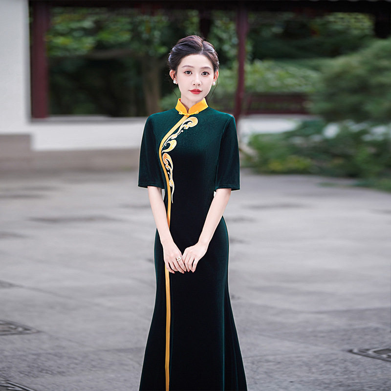 2026新款云锦鱼尾旗袍形体礼仪走秀旗袍模特演出前开叉云裳花容妈