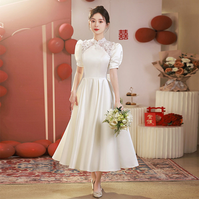2026新款中式订婚旗袍领证登记礼服平时可穿时尚简约白色伴娘服裙