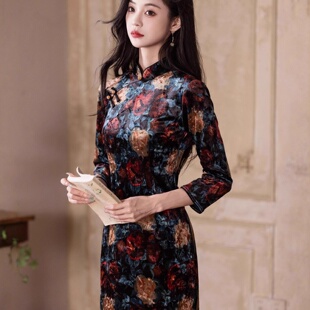 复古旗袍女装 中国风丝绒印花复牛奶丝长款 改 秋季 2026新款