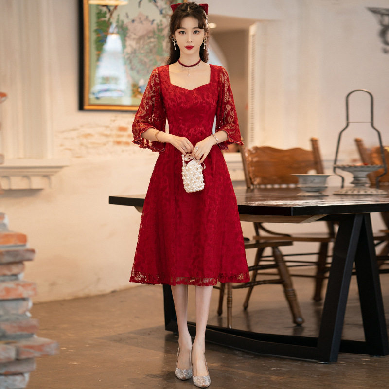 2026新款大码敬酒服新娘胖mm孕妇显瘦遮肚酒红色蕾丝方领订婚礼