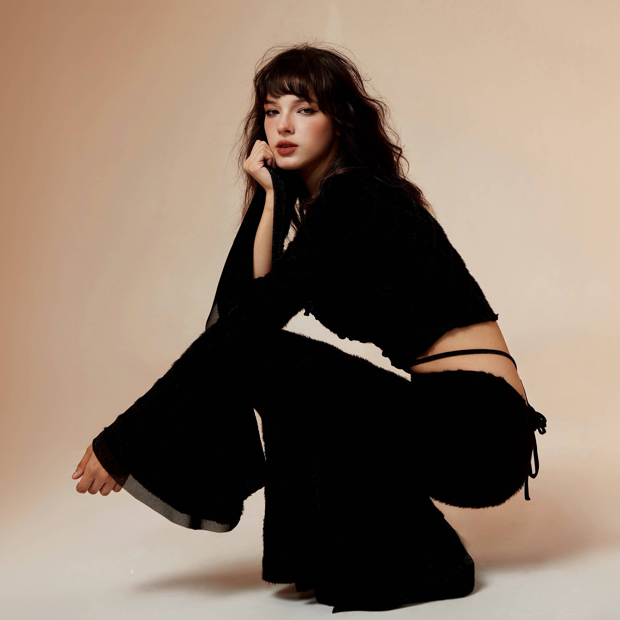 VOWOW 巴黎恋人高弹细绒喇叭袖绑带套装黑色