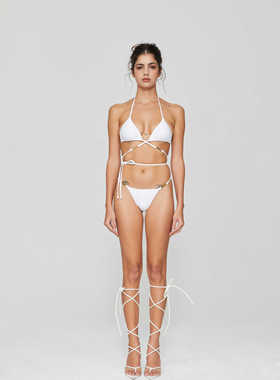 原创oldmoney白金配色金属logo比基尼ins风温泉海滩泳衣