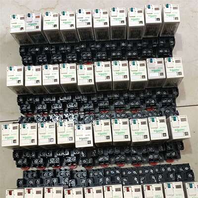 {议价}施耐德继电器 RXM2AB2BD＋底座RXZE1M2C共32