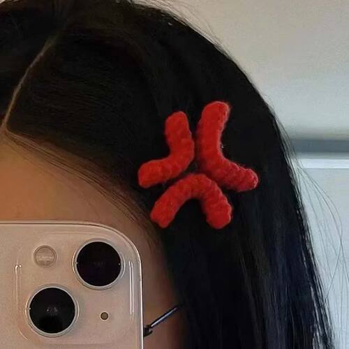 Creative and Interesting --Anime Angry Hairpin Female Hand C