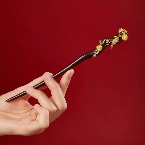 Sandalwood Inlaid With Gold Hairpin Plum Blossom Nesting Bir