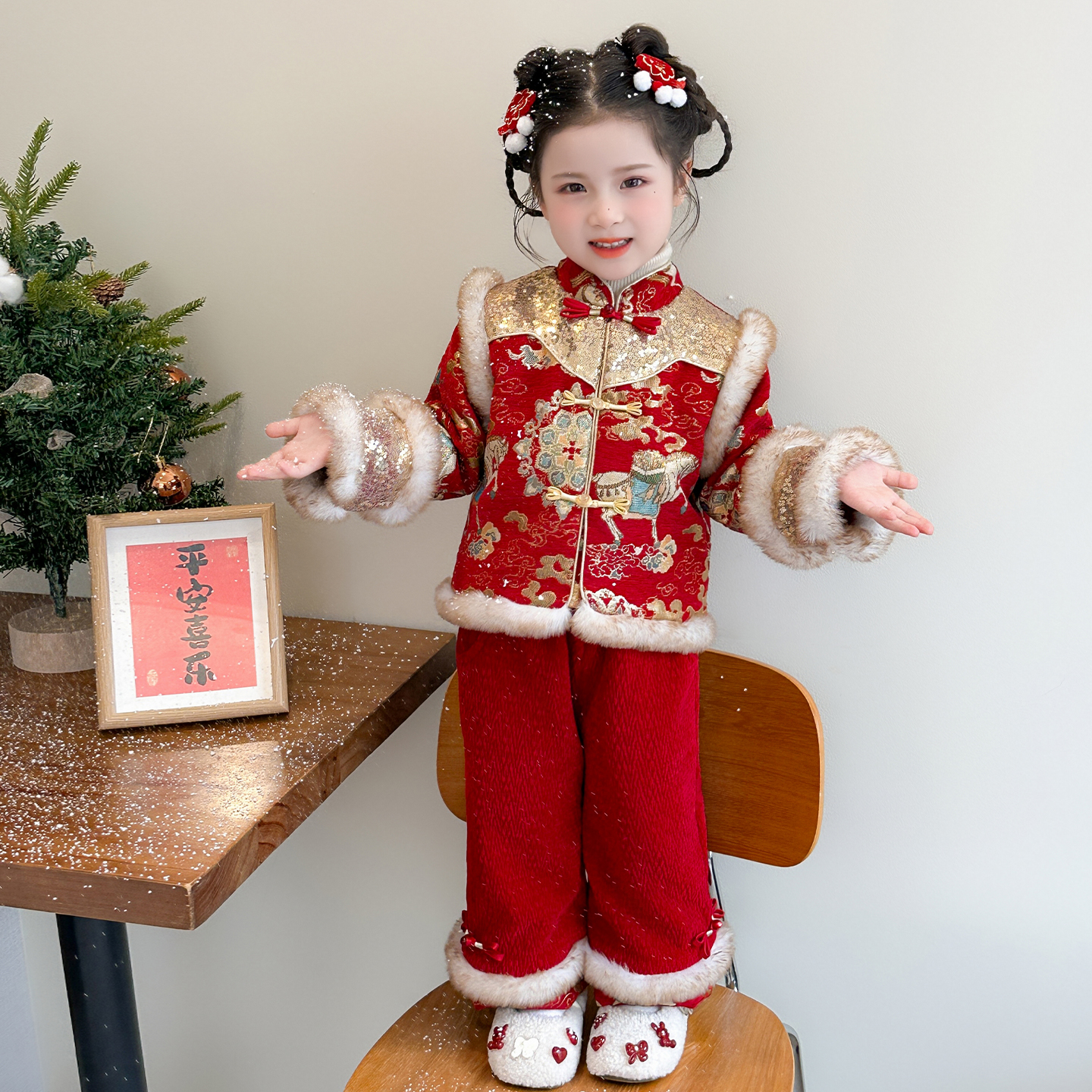 女童拜年服2025新款加棉加厚儿童红色喜庆新年装女宝宝过年衣服冬
