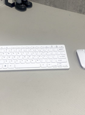 仿真键盘鼠标模型配套笔记本模型假键盘模型按键可按拍摄道具