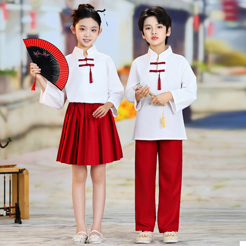 中小学生大合唱团演出服装