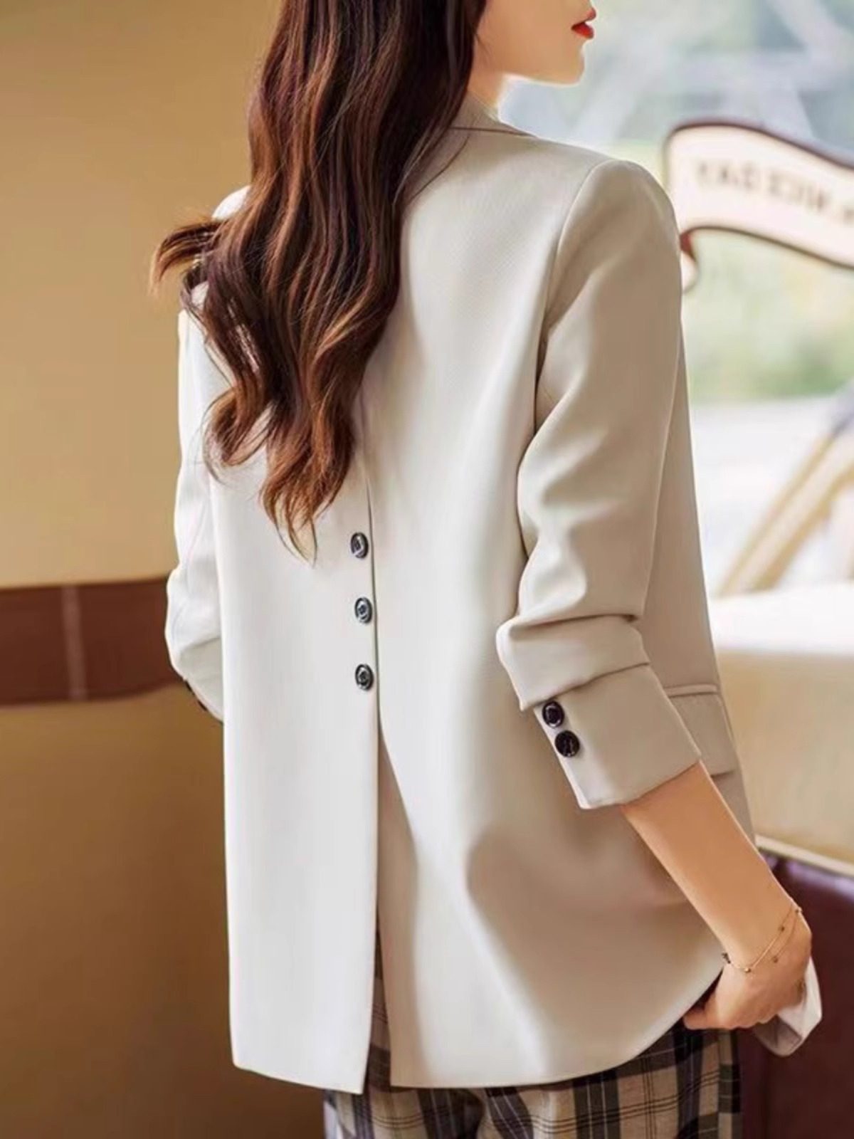 西装外套女春秋2025新款气质简约宽松显瘦高级感职业通勤西服上衣