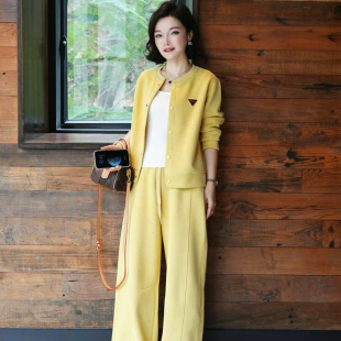 宽松休闲运动套装女春季新款时尚洋气韩版棒球服外套阔腿裤两件套