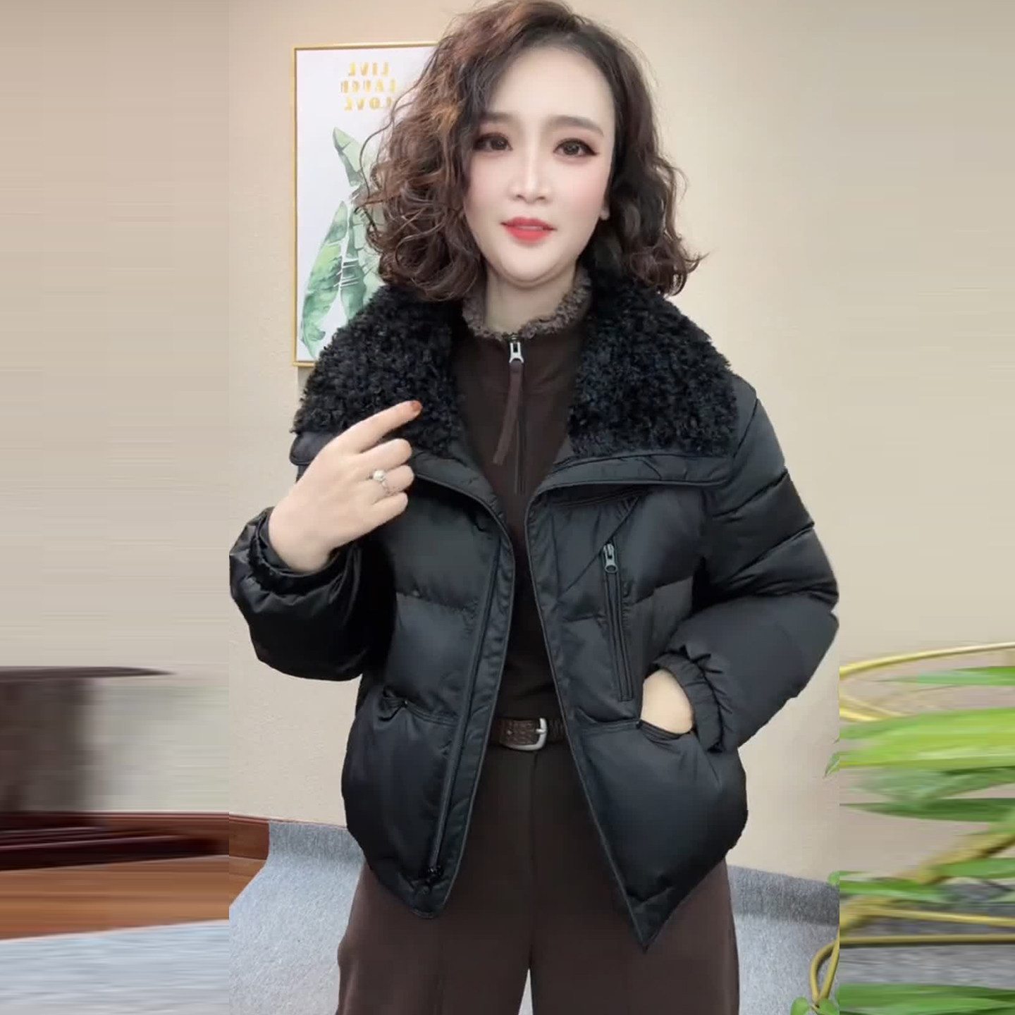 时尚气质洋气加厚保暖短款棉衣女士冬季新款显瘦百搭减龄棉服外套,女装/女士精品,棉衣/棉服,淘宝优惠券,粉丝福利购,淘宝优惠卷