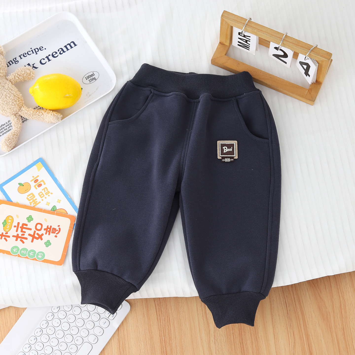 男女儿童秋冬季加绒休闲卫裤