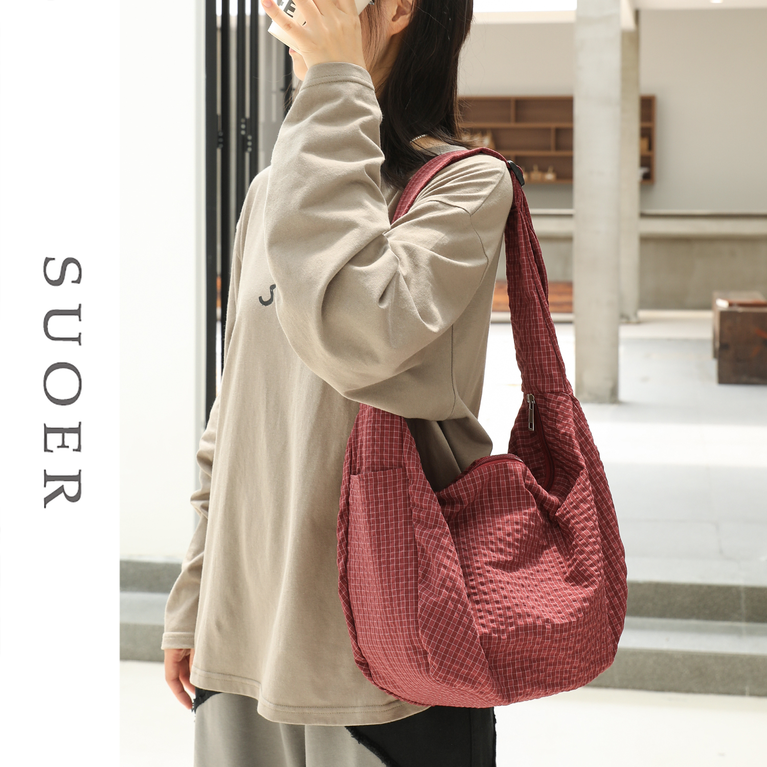 轻便尼龙帆布包女单肩斜挎包