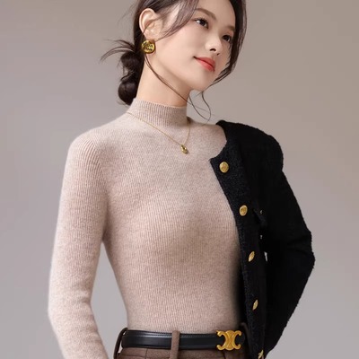 一线成衣半高领毛衣秋冬女修身显瘦内搭紧身无缝针织打底衫女上衣