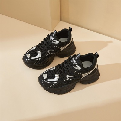 意尔康厚底增高鞋老爹鞋女款