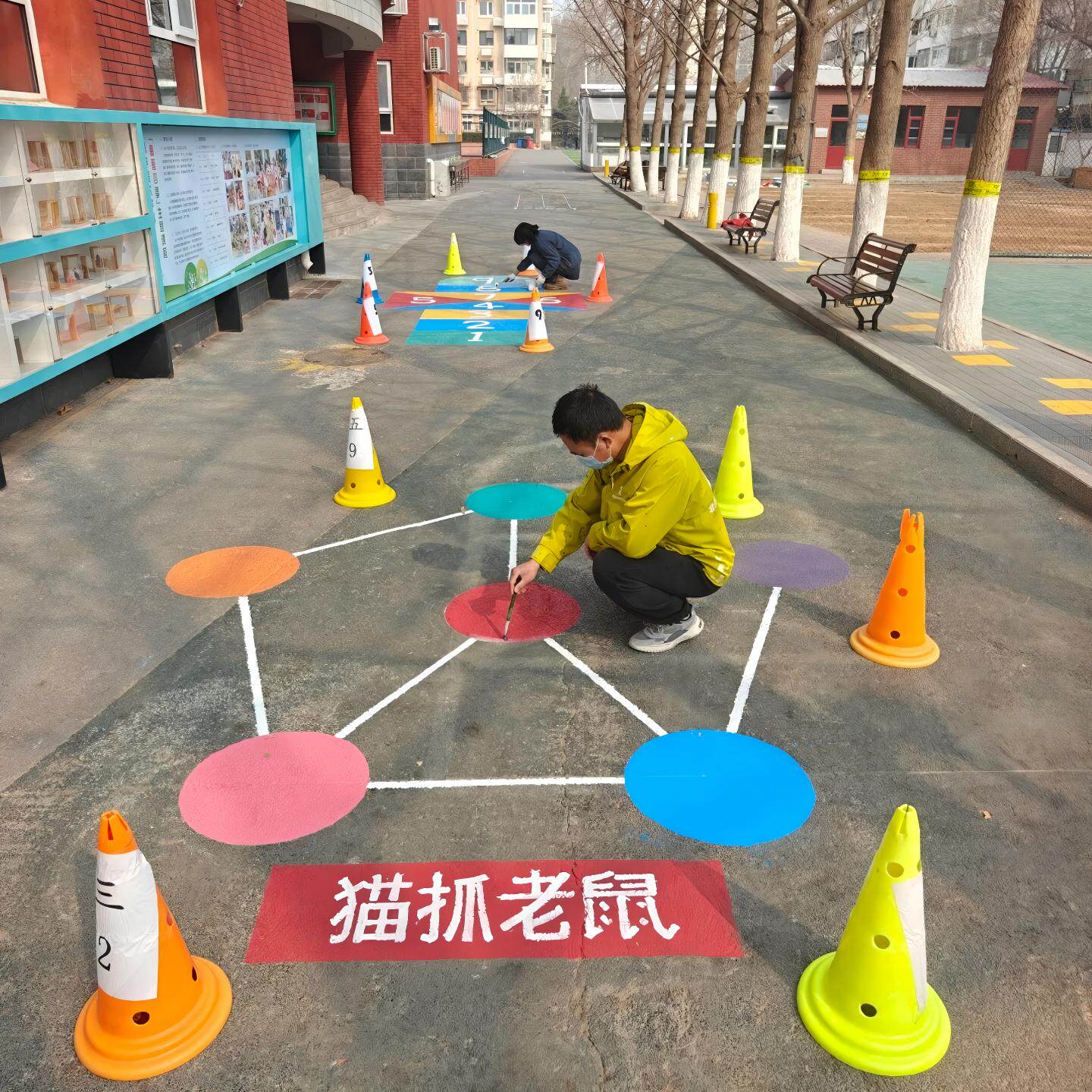 地面游戏彩绘镂空模板校园喷漆丢沙包立定跳远跳格子游戏模板定制