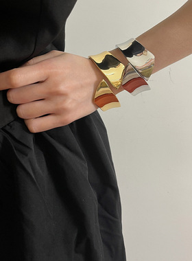 日系coopkoop欧美亮面几何手环简风一字边宽版对称开口手镯合金