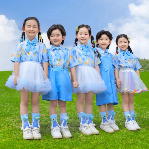 幼儿园衬衫背带裤蓬蓬裙团体