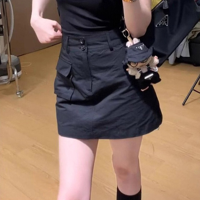 高级感黑色工装半身裙女夏季新款高腰显瘦大尺码胖mm包臀裙a字短