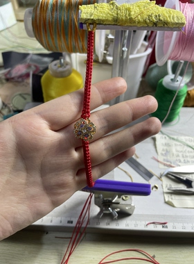 旋转四叶草手工编织手绳本命年红绳手链男女情侣款礼物