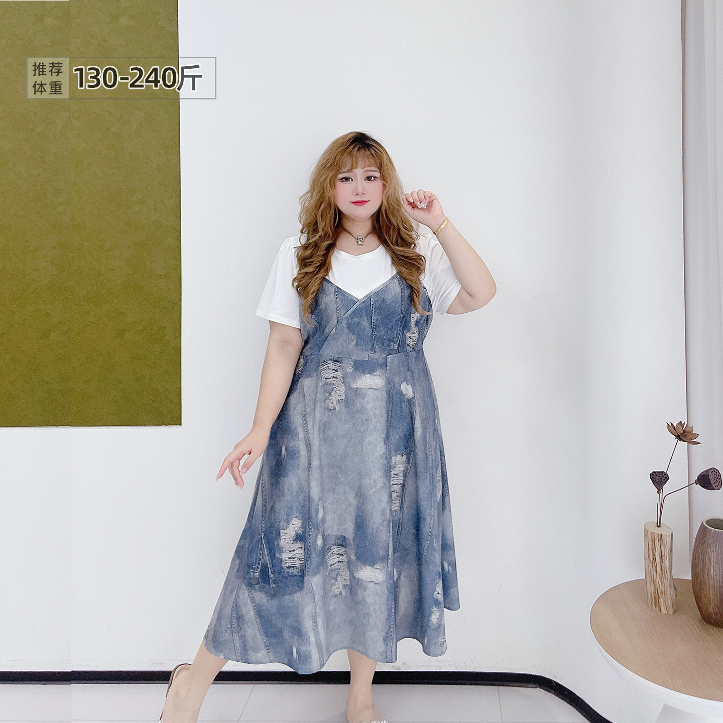 胖莹莹大码女装美式复古做旧破洞仿牛仔显瘦假两件拼接轻薄连衣裙
