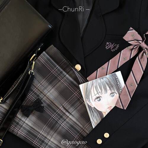 【暗渡情事】黑色三粒扣长款西服