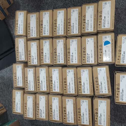 议价PLC模块CPU NP1S-22 NB1BS-0可维修