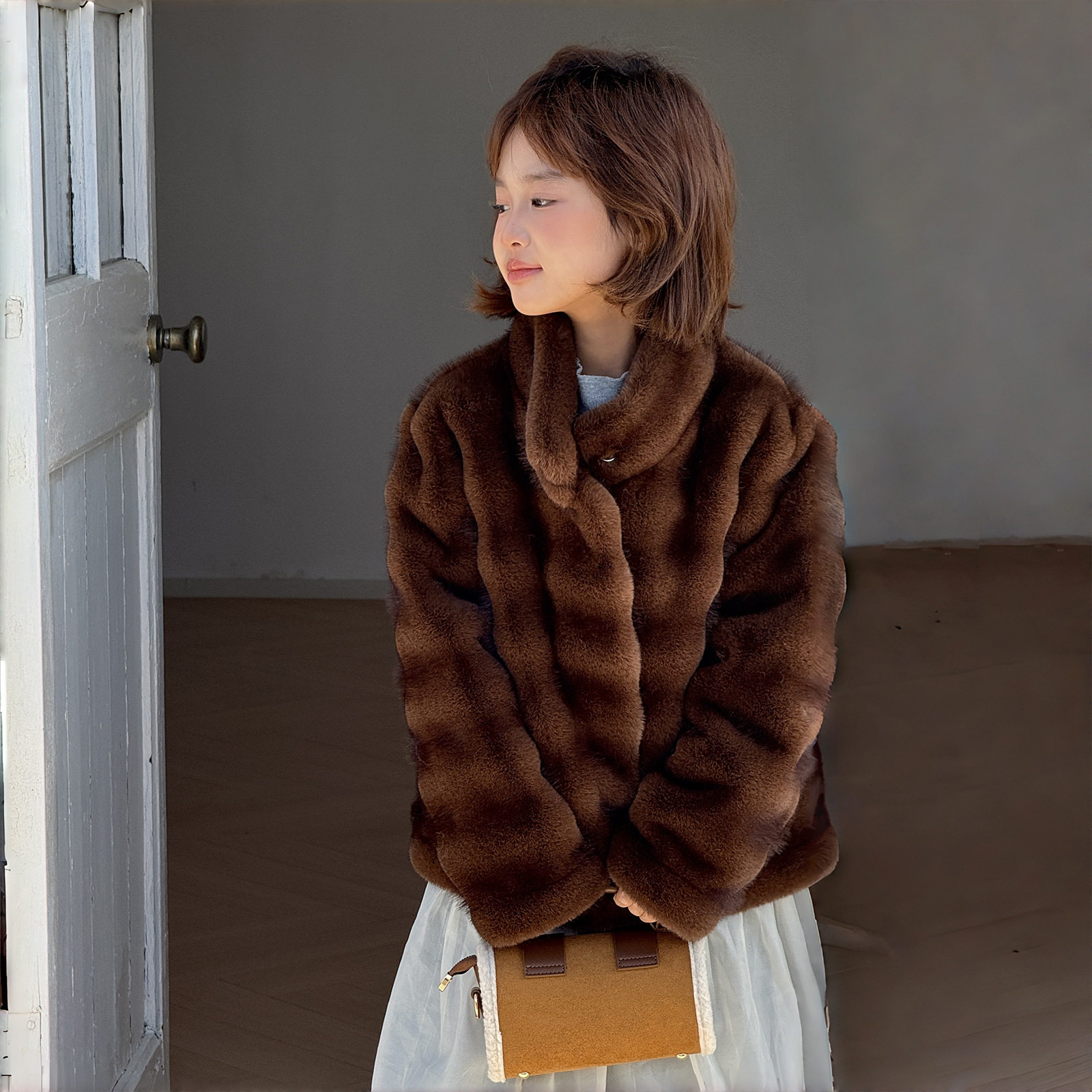 女童皮草外套2026新款仿皮毛一体龙猫色加厚保暖宽松仿水貂毛毛衣