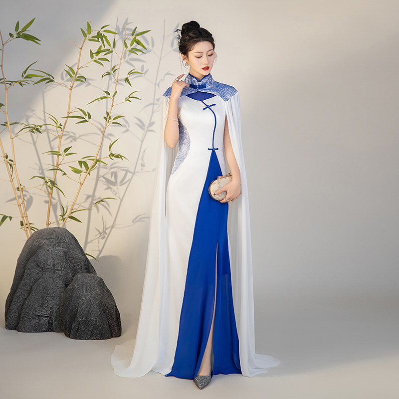 高端走秀旗袍演出服女长款青花瓷套装开叉修身中国风舞台表演队服