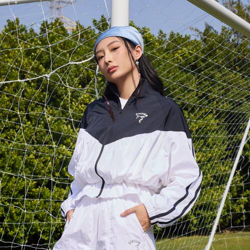 球迷假日乔丹立领短款风衣女款撞色薄款防风运动休闲网布内里夹克