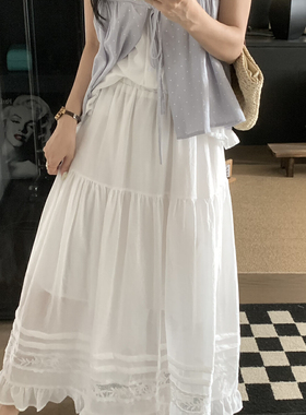 CHERRY  STUDIO-超仙大摆木耳边蕾丝拼接A字半身裙