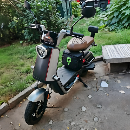 通用雅迪B70电动车前置挂包b60包