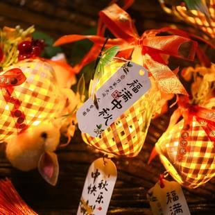 中秋节竹编小灯笼挂饰2025新款户外儿童手提古风发光兔子花灯