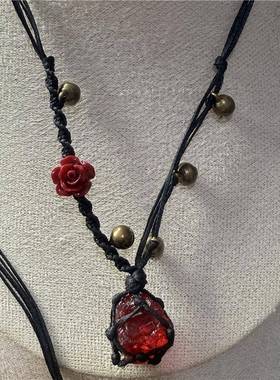 彼岸花暗黑风水晶原石吊坠红琉璃打磨手工编织颗调节网兜项链