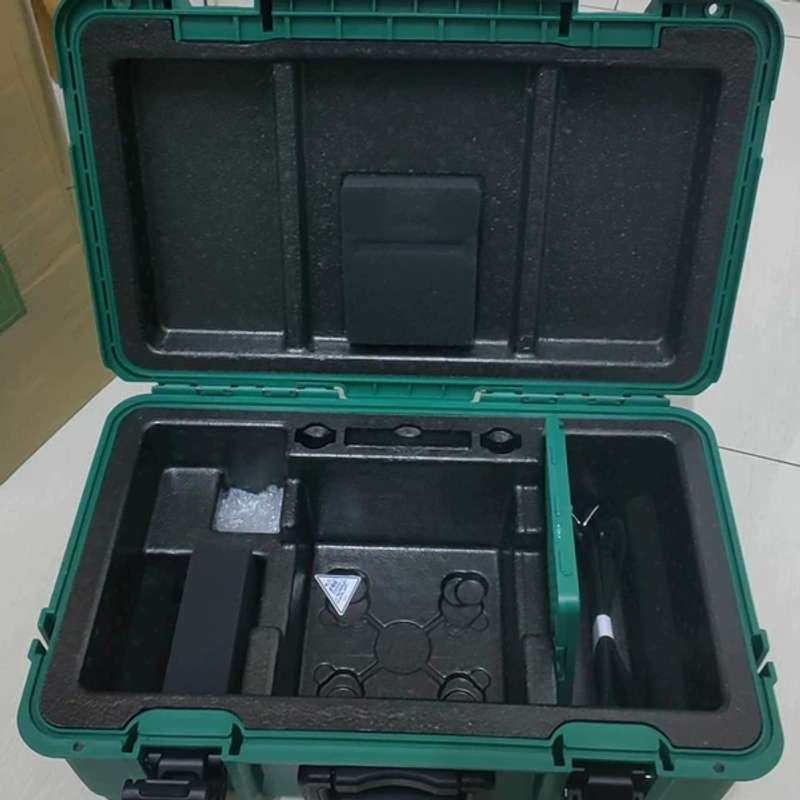 议价一诺IFS-36光纤熔接机箱子未使用过，配有完整的工具箱图片