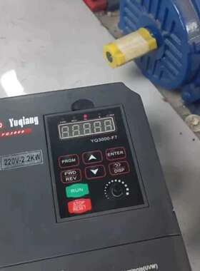 议价变频器2.2KW，YQ3000F7-202P2G，成色如