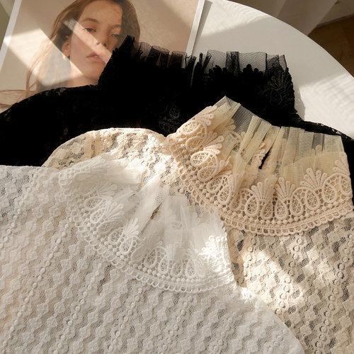 秋冬新款喇叭袖立领蕾丝打底衫女