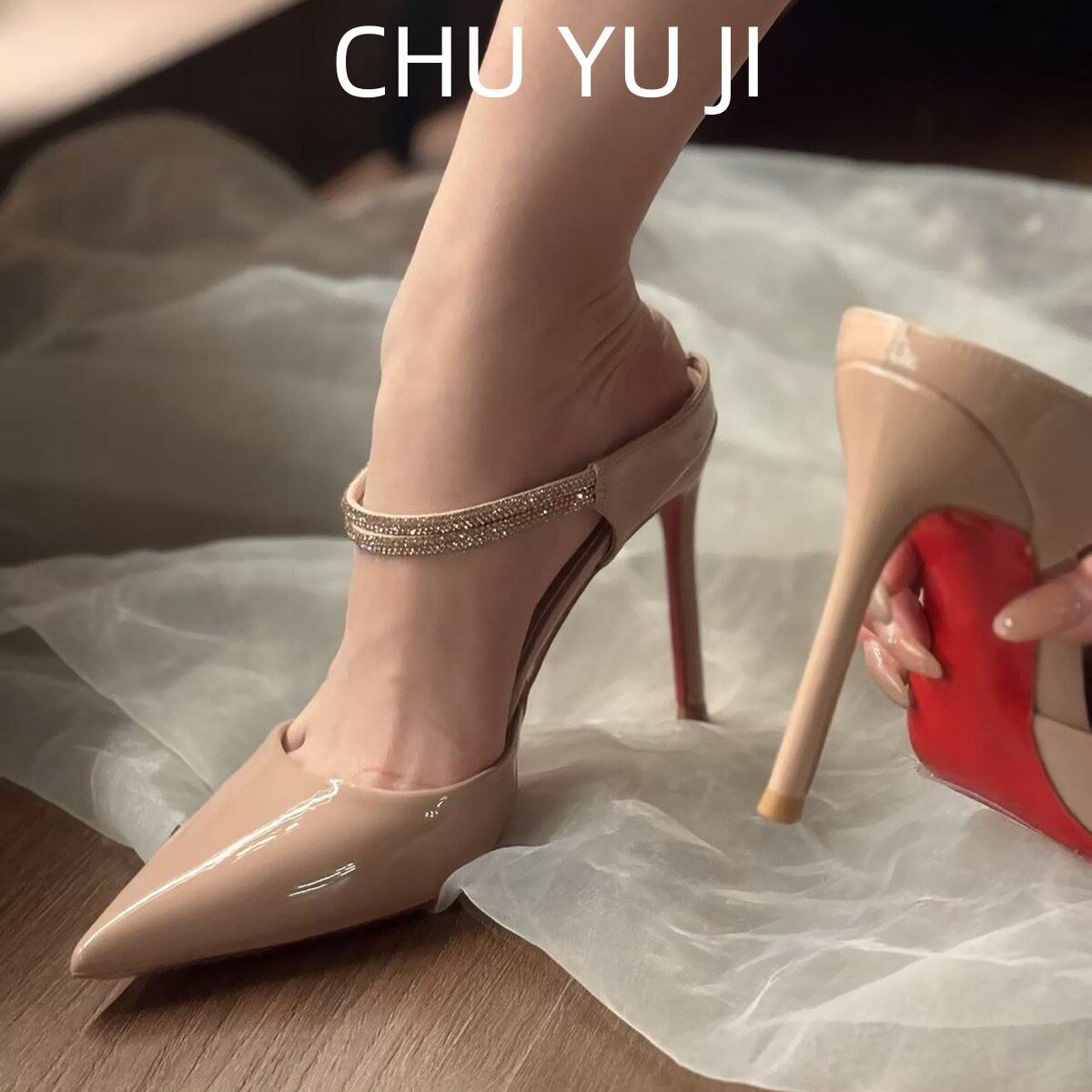 初遇季2026早春新款两穿高跟凉鞋凉拖女温柔裸色漆皮细跟浅通勤女