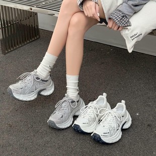 舒适轻便百搭休闲运动鞋 韩系真皮厚底超火炸街老爹鞋 女2026春新款