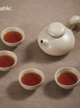 Hitable大耳朵茶具套装家用陶瓷泡茶壶简易创意喝茶一壶四杯